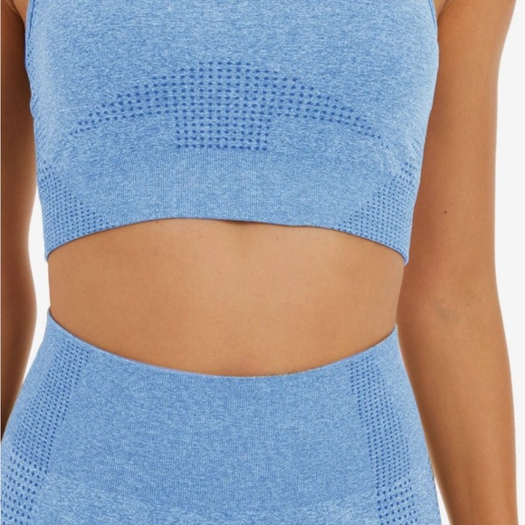 Seamless Set - Picture 3 of 4